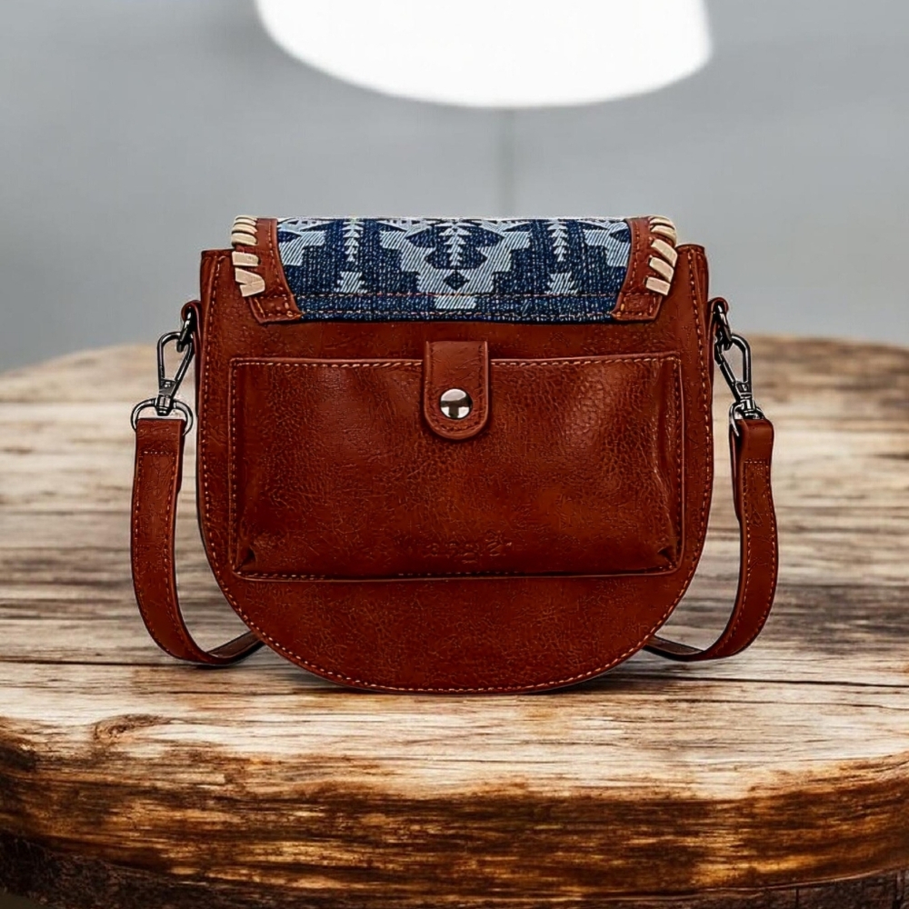 New Wrangler Aztec Print Tassel Crossbody Bag Detachable/Adjustable Strap 8"x7.8 - Picture 3 of 4